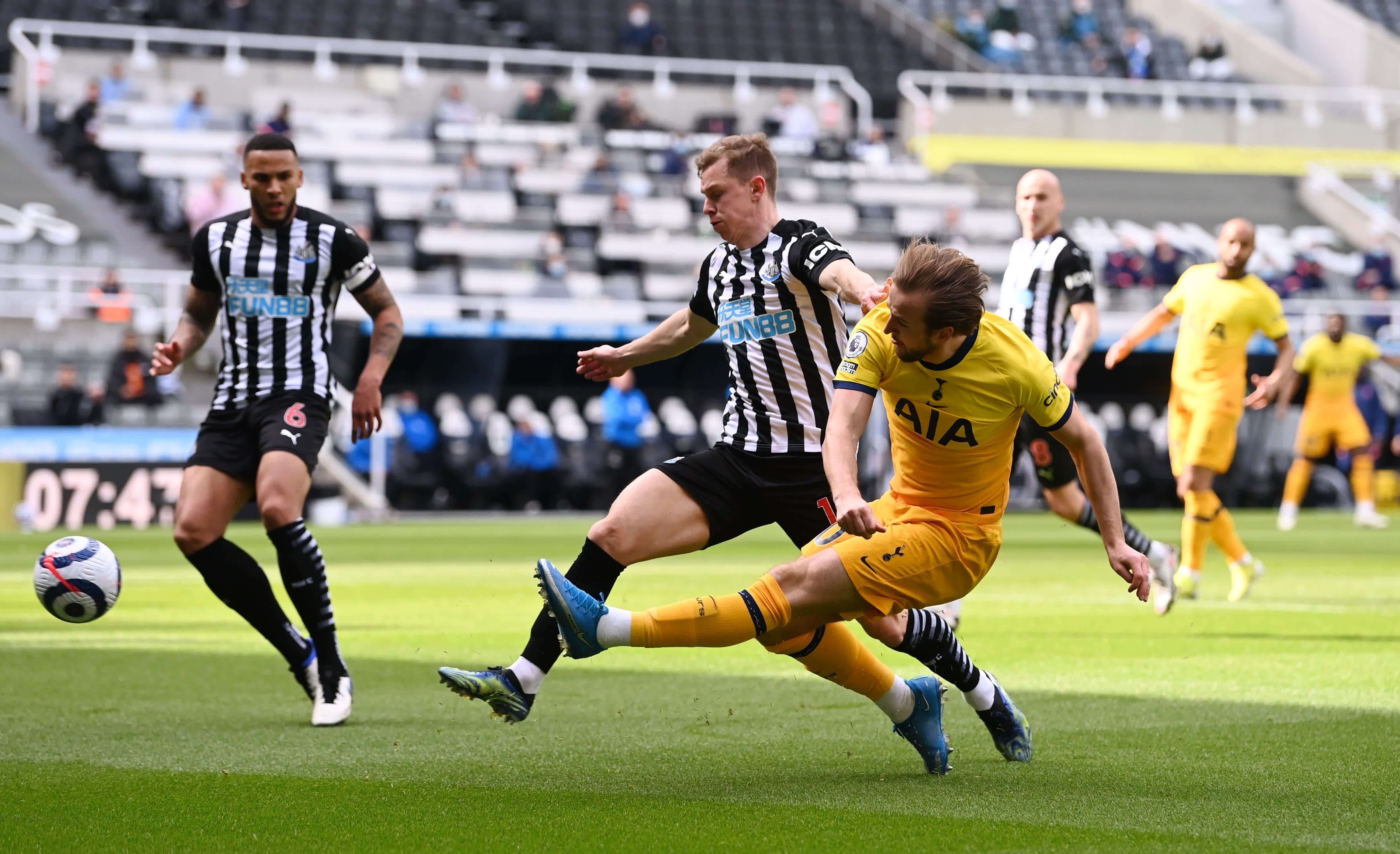 同时通过与 同时通过与